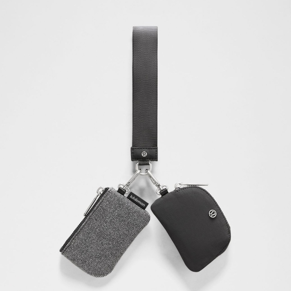 Lululemon dual pouch wristlet keychain